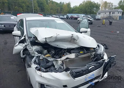 2018 Subaru Impreza 2.0I Premium z USA, uszkodzony, nr VIN 4S3GKAB6XJ3622766